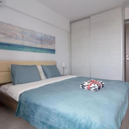 New Spacious Apartment Located In Πειραιάς Εξωτερικό φωτογραφία