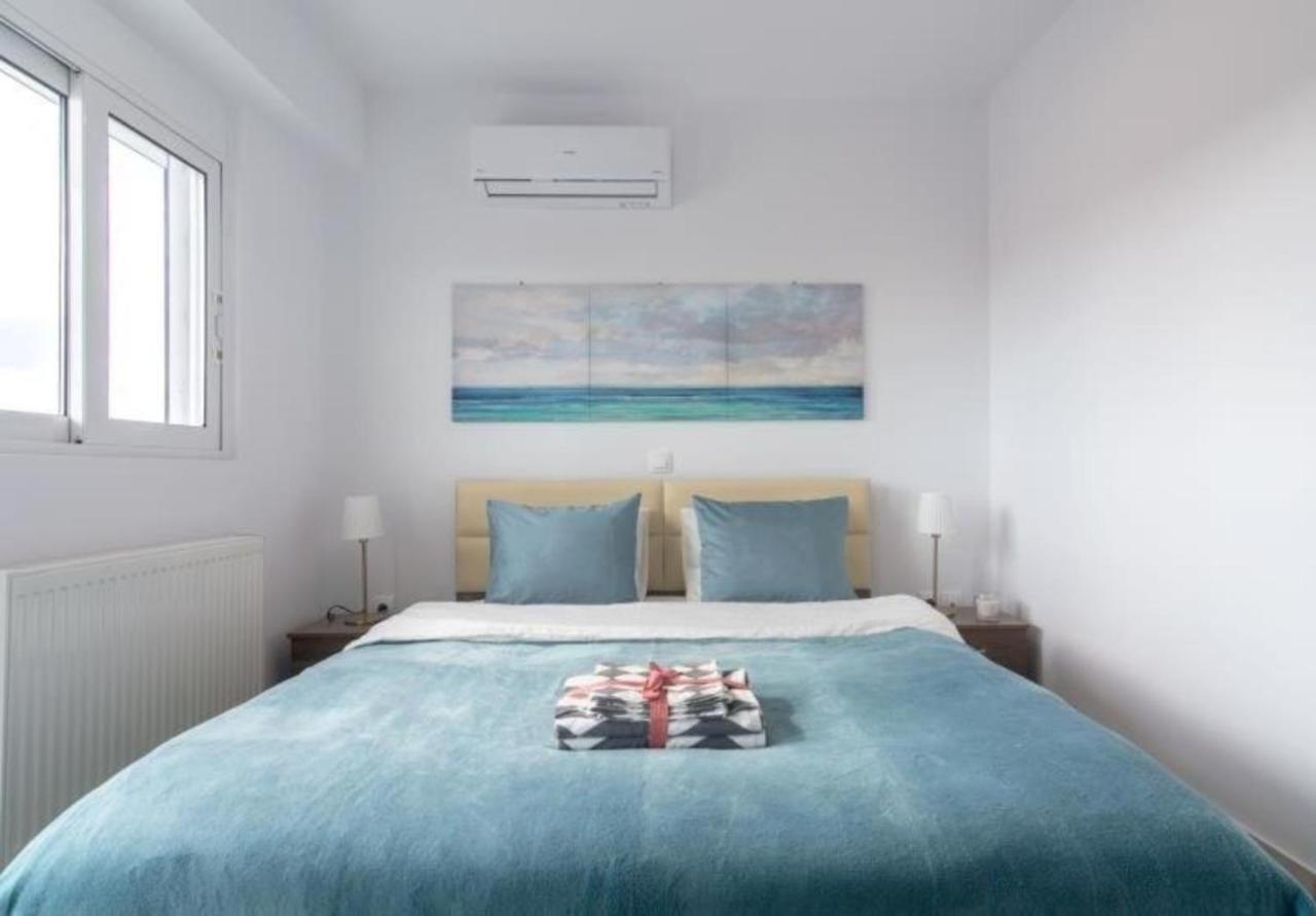New Spacious Apartment Located In Πειραιάς Εξωτερικό φωτογραφία